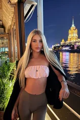 Проститутка Леона